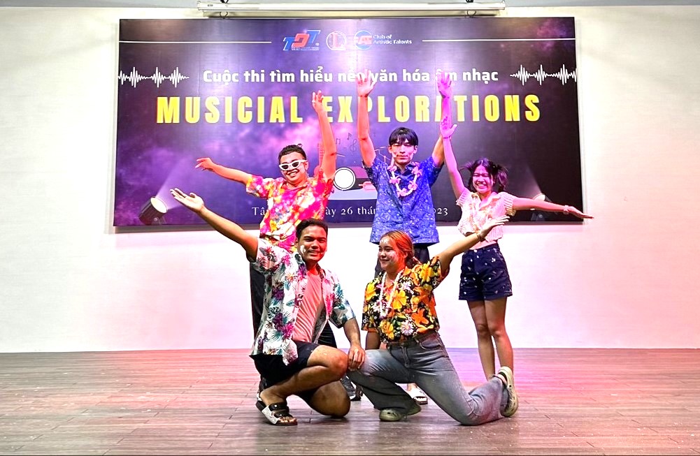 05 students from Kasetsart University (Thailand) and their performance