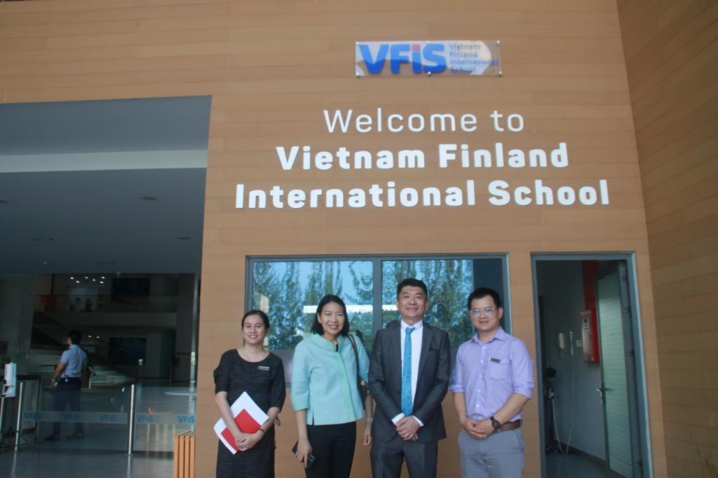 Representatives of Chulalongkorn visits Vietnam-Finland International School
